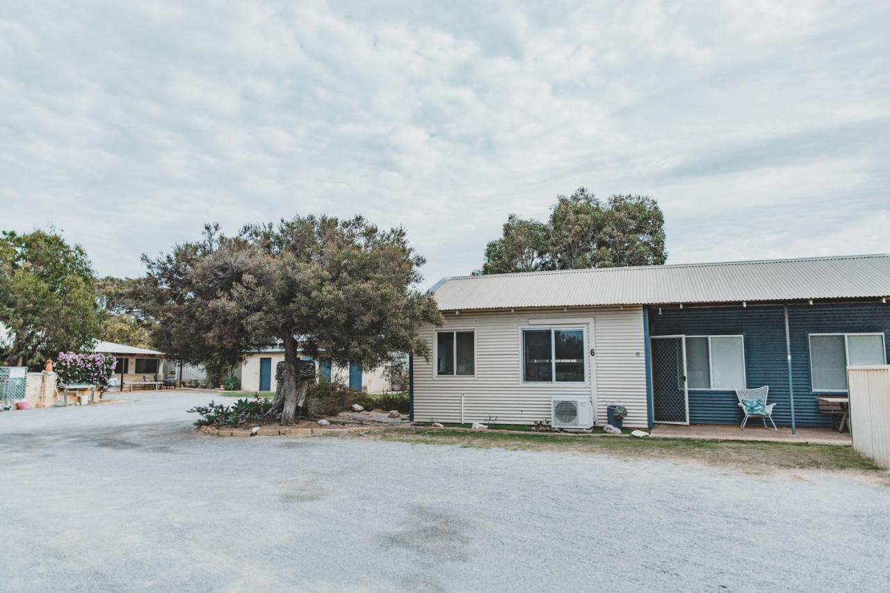 Dongara Hotel Motel Exterior foto