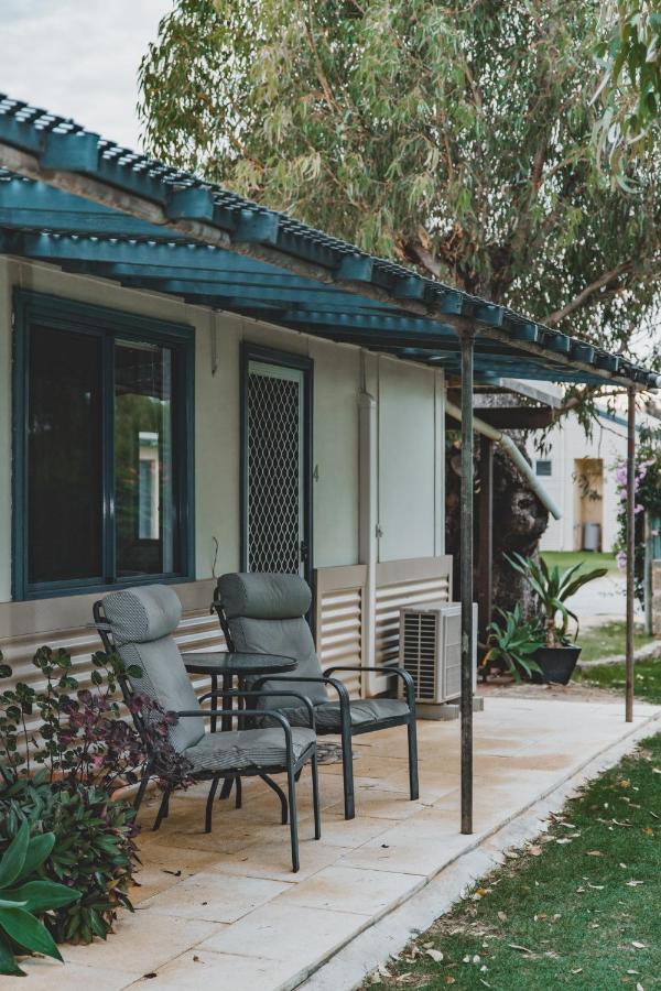 Dongara Hotel Motel Exterior foto