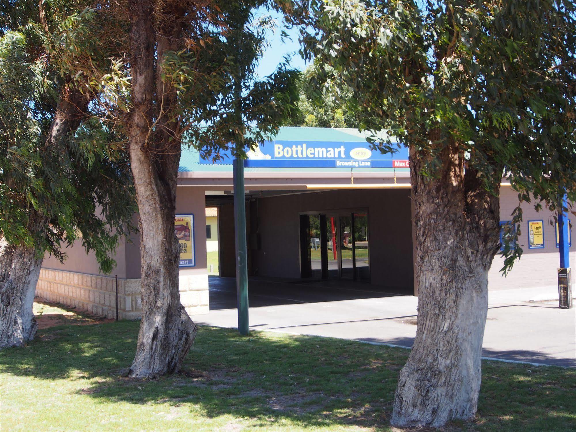 Dongara Hotel Motel Exterior foto