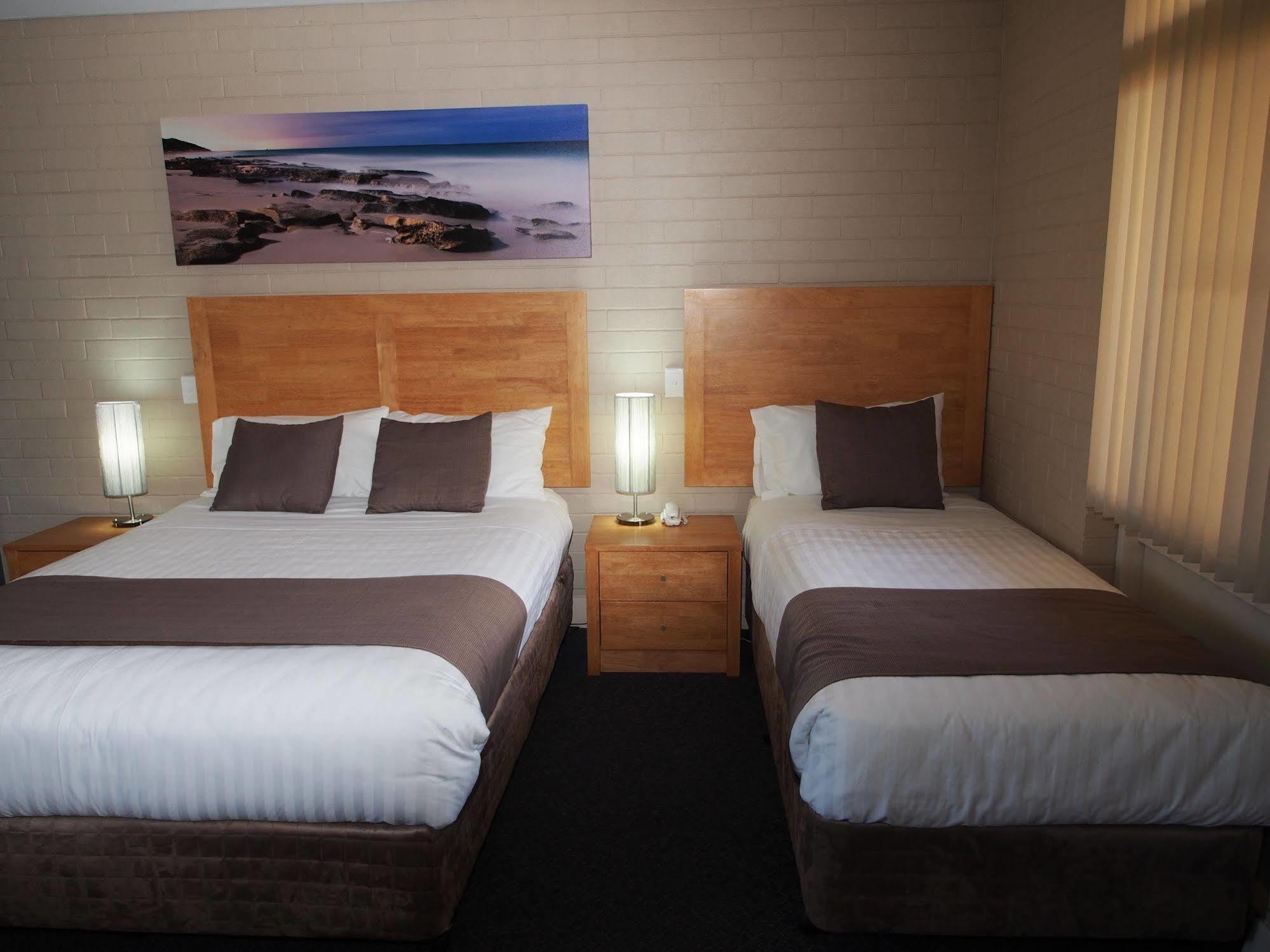 Dongara Hotel Motel Exterior foto