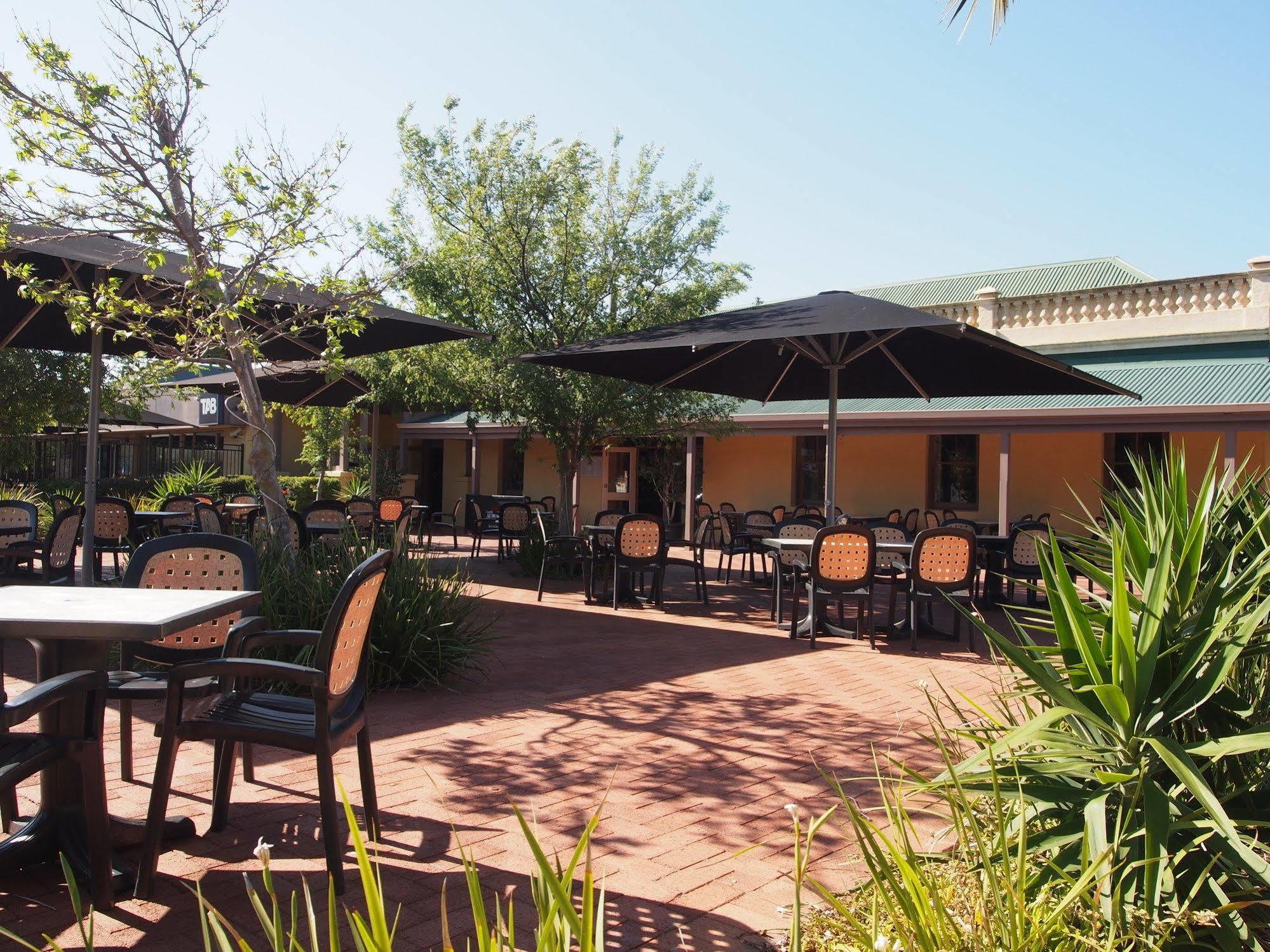 Dongara Hotel Motel Exterior foto